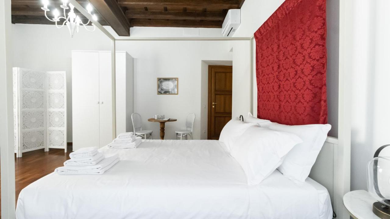 Italianway - Barberini Elegantia Apartments Roma Екстер'єр фото