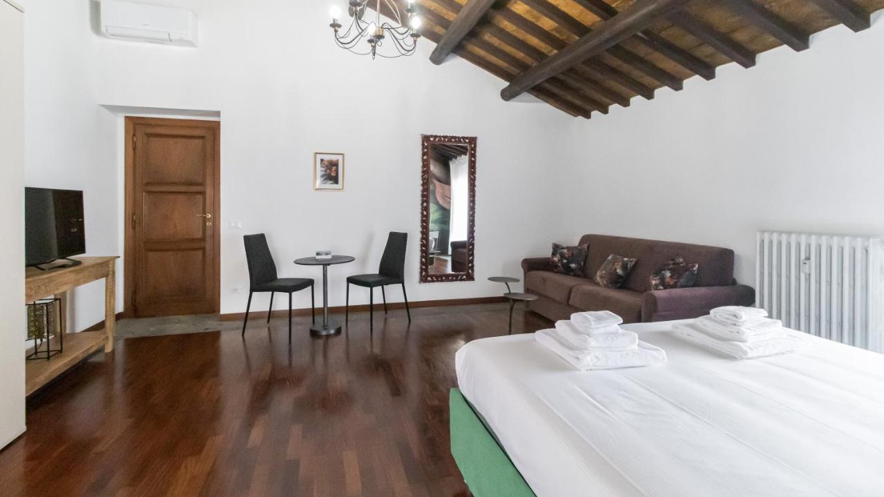 Italianway - Barberini Elegantia Apartments Roma Екстер'єр фото