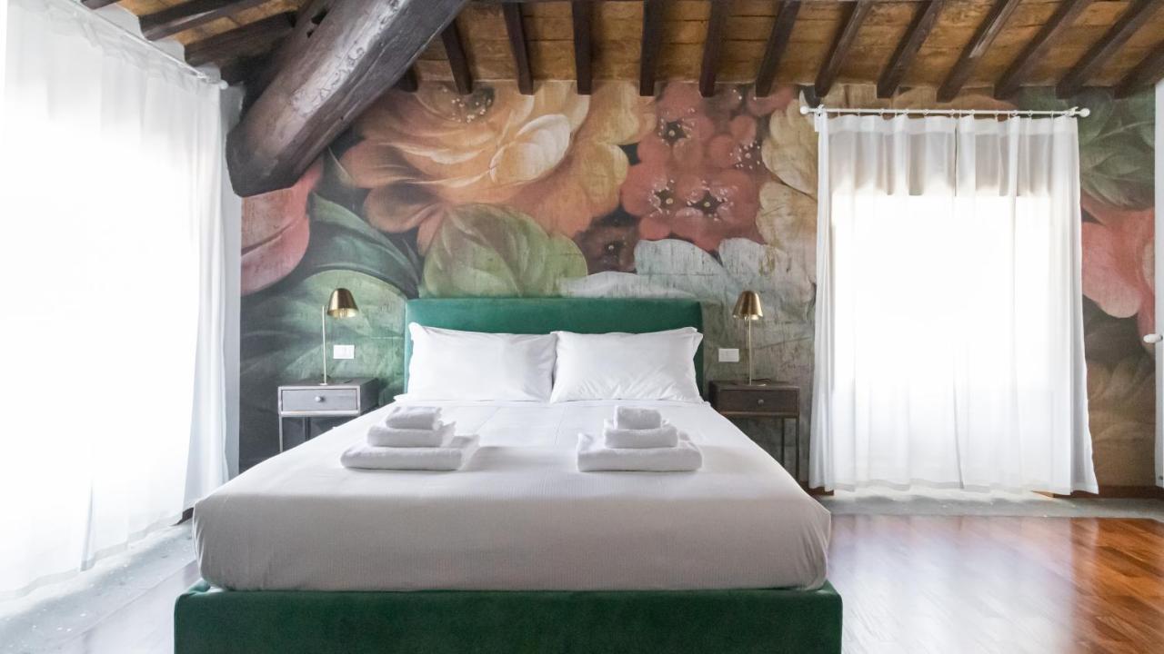 Italianway - Barberini Elegantia Apartments Roma Екстер'єр фото