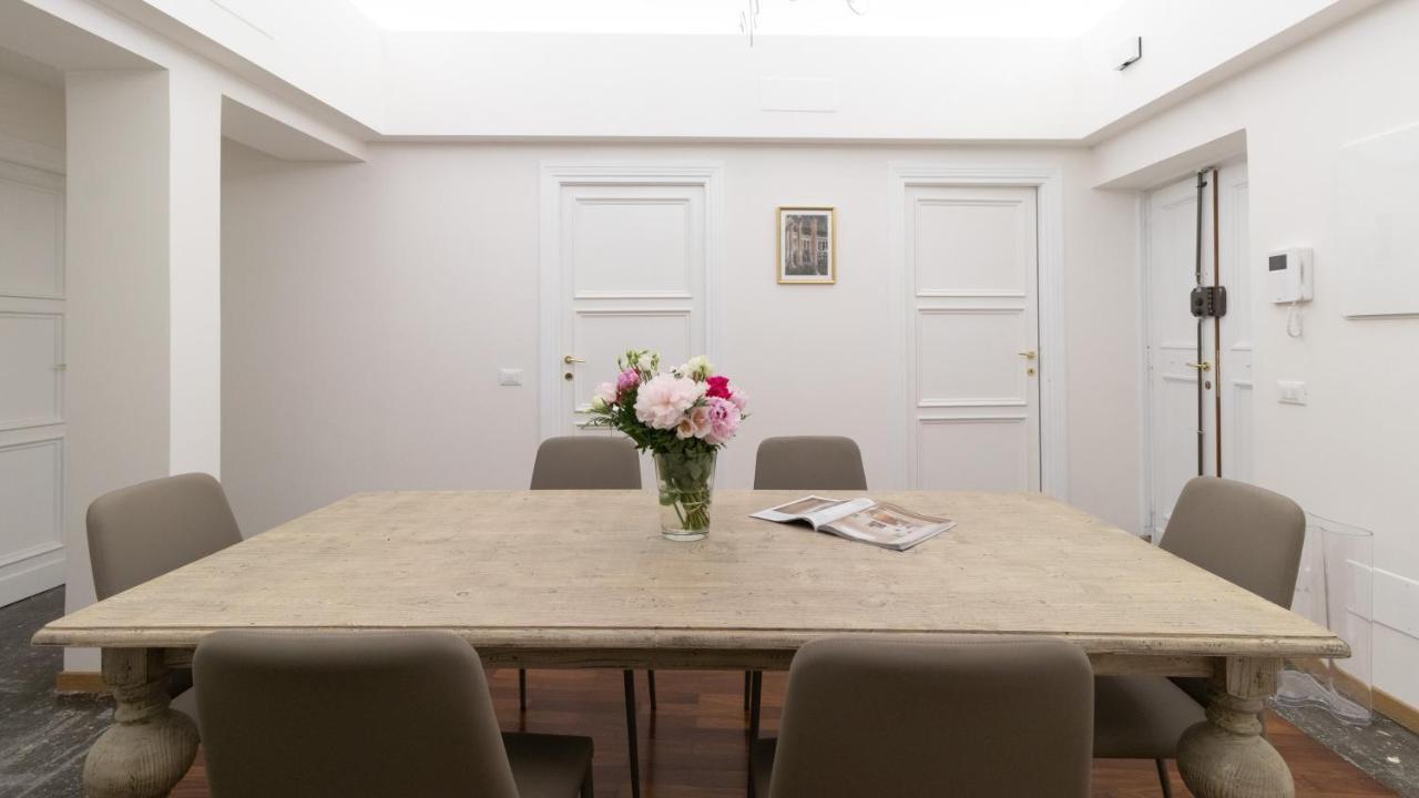Italianway - Barberini Elegantia Apartments Roma Екстер'єр фото