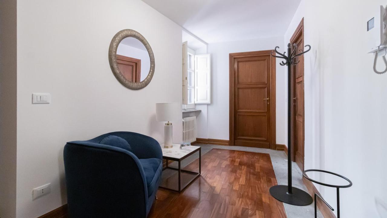 Italianway - Barberini Elegantia Apartments Roma Екстер'єр фото