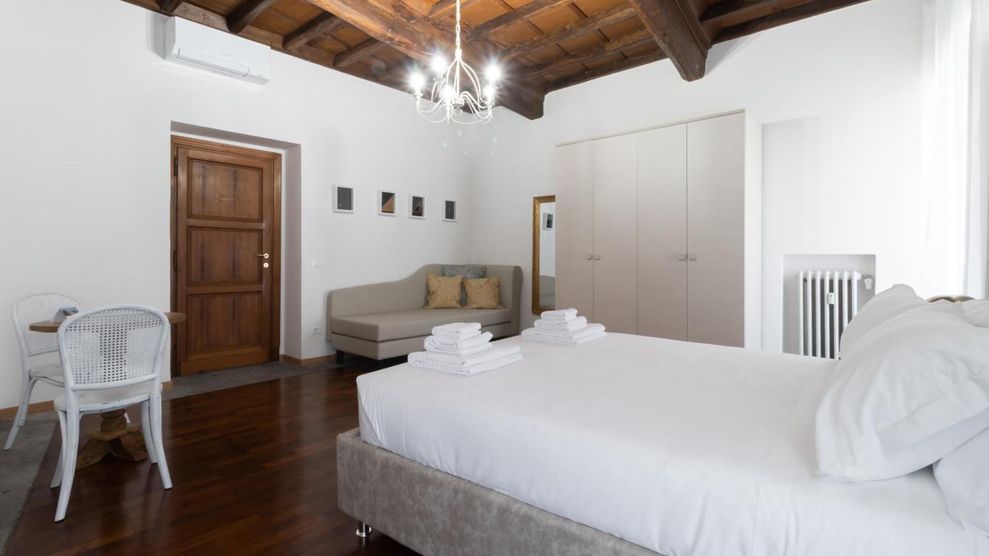 Italianway - Barberini Elegantia Apartments Roma Номер фото